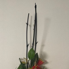 竹炭付き正月飾りの画像