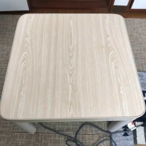 （取引終了）コタツ　良品　60x60センチ