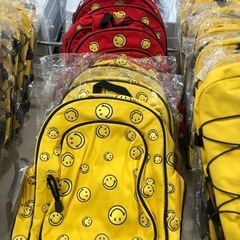 未使用品　ニコちゃん　リュックサック　イエロー　レッド　キュート...