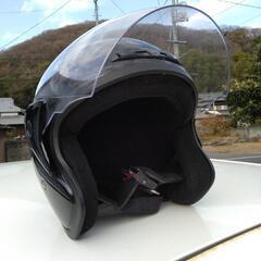 自動二輪用ヘルメットとグローブ　