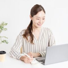 時給1750円★書籍を電子化する会社で総務＆経理【紹介予定】(W...