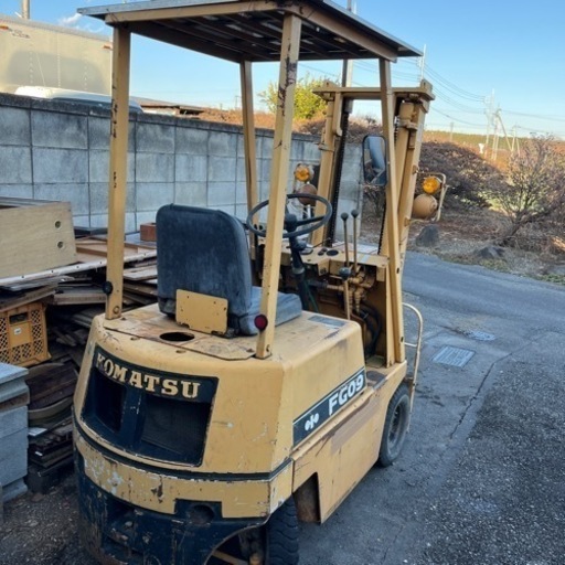 商談中　引き取り限定  KOMATSU 小松 フォークリフト FG09 0.9t 最大荷重 900kg 揚高0〜3.3m 中古品 現状品