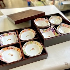 小皿付きの重箱セット