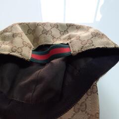 GUCCIのキャップ 傷、お取引中の画像