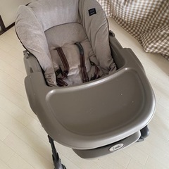 ネムリラ 電動 揺れ 音楽付き 新生児 ハイローチェア テーブル付き