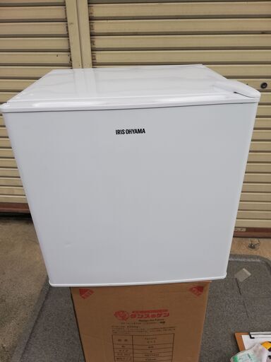 冷蔵庫42L　3000円で販売！！　【56】