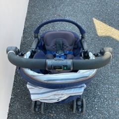 ベビーカー　コンビメチャカルAB型ベビーカー