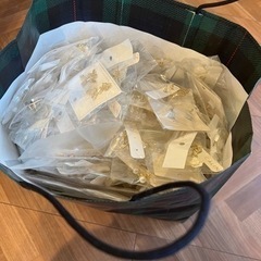 袋いっぱい　新品ピアス