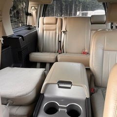 左外車 ハンドル 4WD リンカーン ナビゲーター スタッドレスタイヤの画像