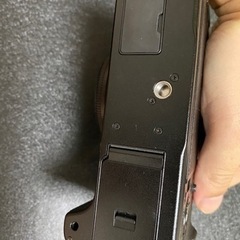 最終値段　美品　Fujifil x-t4カメラバディ　ブラックの画像