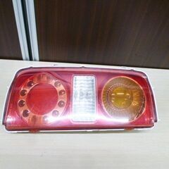 ジャンク品 日産 エルグランド テールランプ 左用 LH 85029 WL600 ICHIKO D005 NISSAN ELGRAND 中古 苫小牧西店の画像