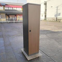 オカムラ　木目調1人用ロッカー『良品中古』鍵なし　W450