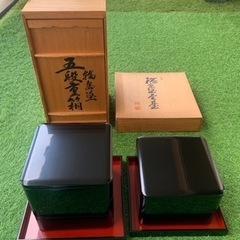【極レア】輪島塗り 五段重 重箱 輪島塗 五段重 流水丸菊 金蒔絵 木製 漆器 重箱 黒塗 朱塗 木箱付