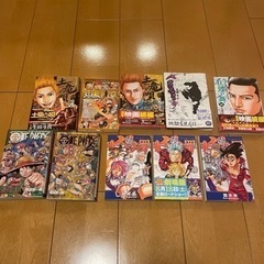 本 一冊300円　漫画一冊200円の画像