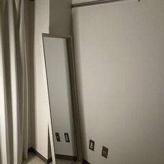 ✨お洒落な姿見・全身鏡✨を格安！(¥6000⇨¥2500) 大 ホワイト 飛散防止加工立てかけミラーアルブルの画像