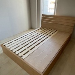 ベッドフレーム　ダブルサイズの画像