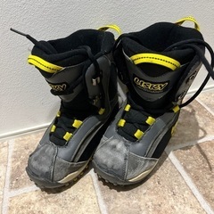 スノーボード　ブーツ　キッズ