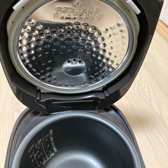 ZOJIRUSHI炊飯器の画像