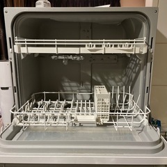 食洗機 2018年製 パナソニックNP-TH1の画像