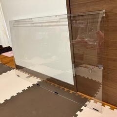 テレビ保護パネル　50インチテレビ用