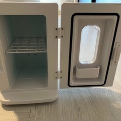 【ほぼ新品】ミニ冷蔵庫　保冷温庫