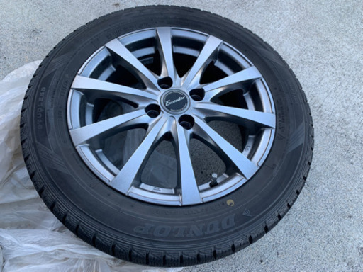 スタッドレスタイヤ （ホイール、ナット付き）175/65R15 4本セット