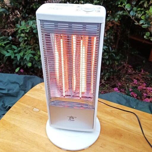 ★美品！瞬間暖房‼お届け可！★ 【Aladdin】 アラジン 遠赤グラファイトヒーター 電気ストーブ AEH-G104N