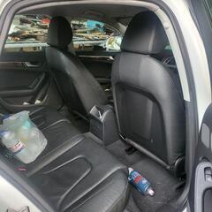 アウディーA4の画像