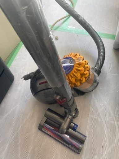 ダイソン電気掃除機 DC63 未使用
