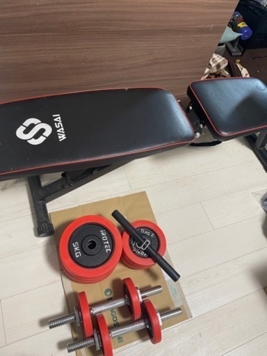 可変式ベンチ、ダンベルセット