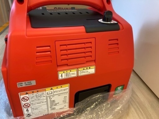 【新品未使用】デンヨー　携帯発電機