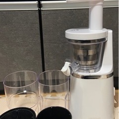 再出品　アイリスオーヤマ スロージューサー 