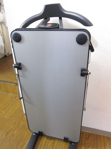 ズボンプレッサー☆パンツプレッサー ハンガー付き HIP-T35-S シルバー 2017年製 TOSHIBA 東芝