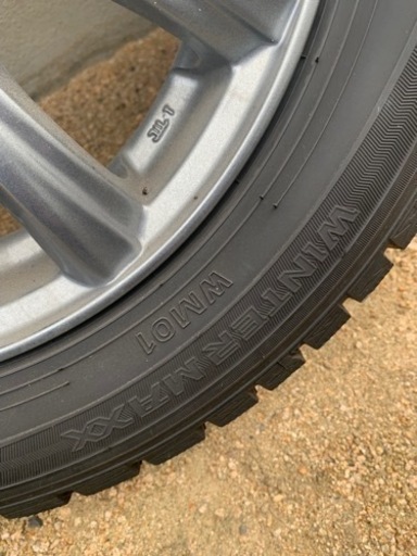 現在取引中　スタッドレスタイヤ、アルミホイール付155/65R13