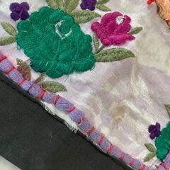 インド産　刺繍パッチワークタペストリーの画像