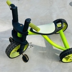 三輪車の画像