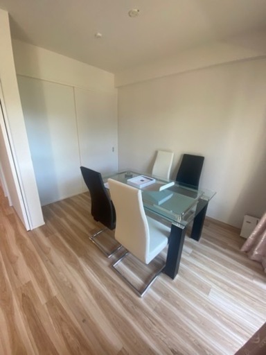 ニトリ　高級ダイニングテーブル　チェア