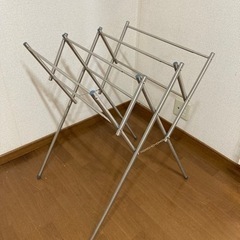 洗濯物を干す器具　物干し