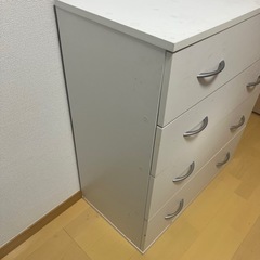 【取引き完了】大幅お値下げ中！【白いクローゼット】の画像