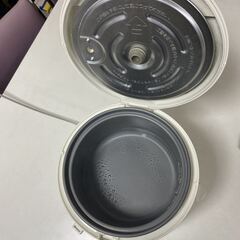 三菱電子ジャー炊飯器　NJ-J05T形　中古