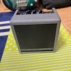 エレキベース Ibanez ミニアンプ付きの画像