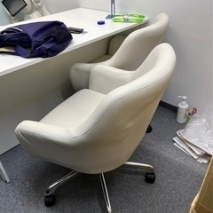 1脚1000円、4脚ありますので数希望に応じますの画像