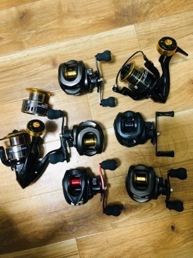 ベイトリール左ハンドルとスピニングリール全部