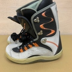 キスマーク　スノーボードブーツ　２３.５センチの画像