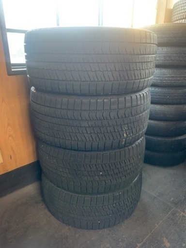 値下げ‼️ブリヂストンVRX2スタッドレスタイヤ‼️19インチ