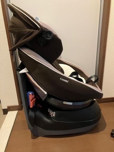 取引き中　コンビ　チャイルドシート 