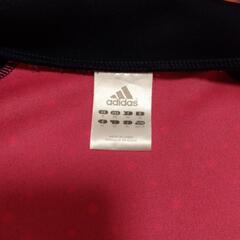 adidasジャンパーMサイズの画像