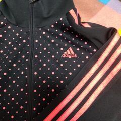 adidasジャンパーMサイズの画像