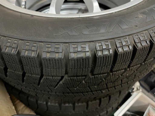 215\55r17 アルミホイールスタッドレス