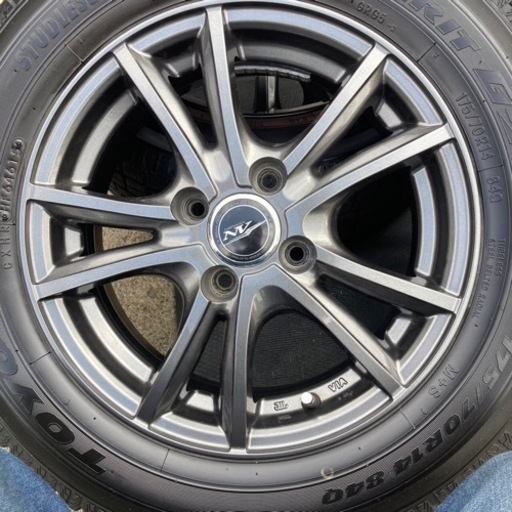 【010】スタッドレス175/70R14 NIRVANA NV14インチ